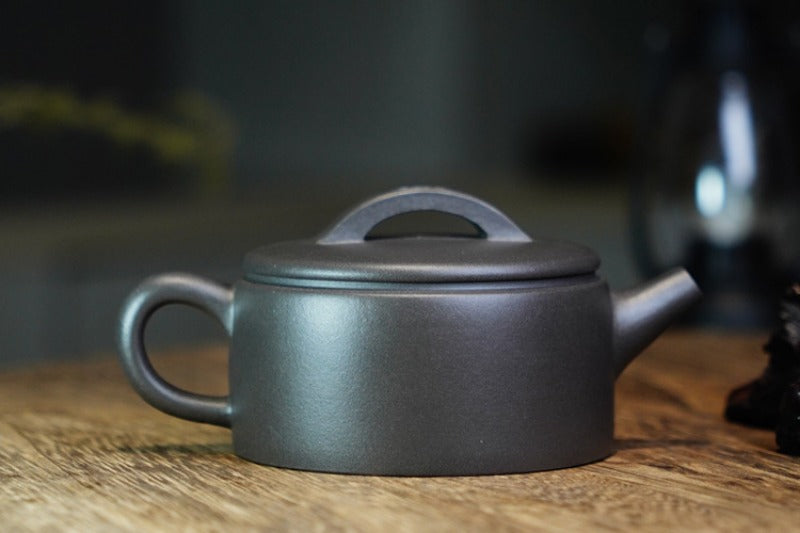 全手工宜兴紫砂茶壶 [汉瓦壶] (青灰泥 - 180ml)