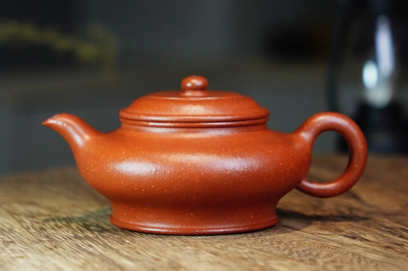 Full Handmade Yixing Zisha Teapot [Xu Bian Pot] (Jiang Po Ni - 210ml)