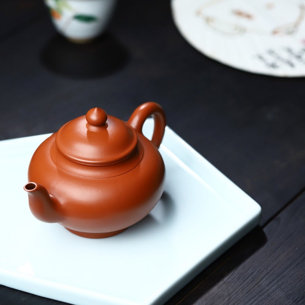 Vollständig handgefertigte Yixing Zisha Teekanne [Xiao Ying Pot] (Zhao Zhuang Zhu Ni- 240ml)