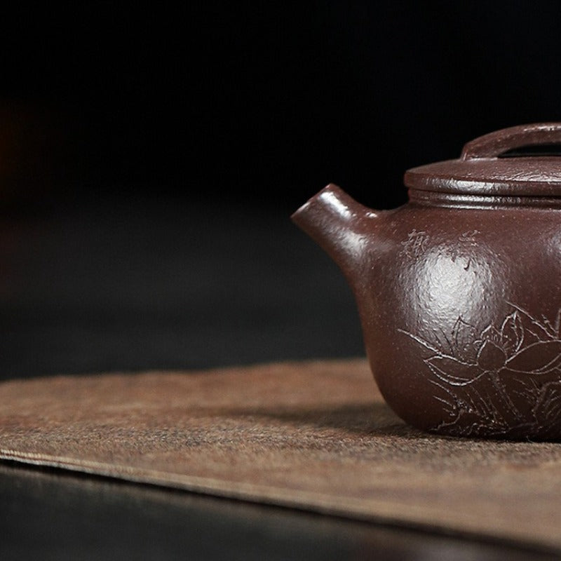 Yixing Zisha Teapot [Mini Lotus Joy] (Lao Zi Ni - 110ml)