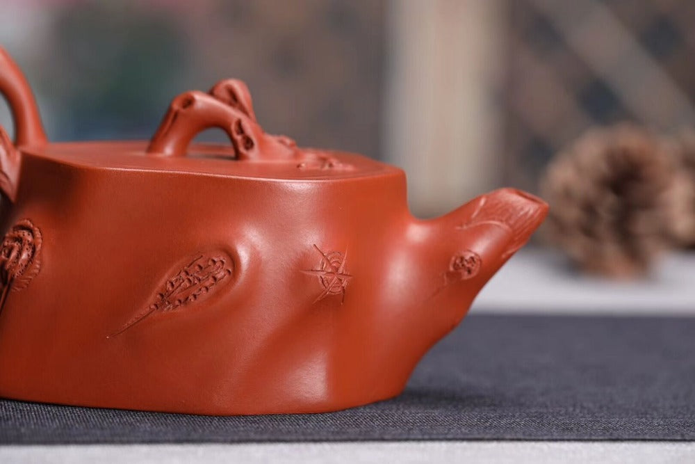 Full Handmade Yixing Zisha Teapot [Plum Tree Trunk Pot] (Zhu Ni - 250ml)