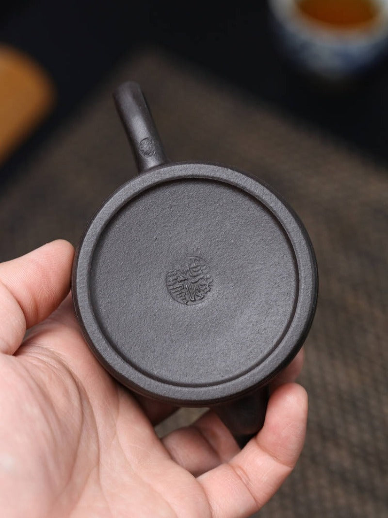 全手工宜兴紫砂茶壶 [鸿运当头] (黑泥 - 140ml)