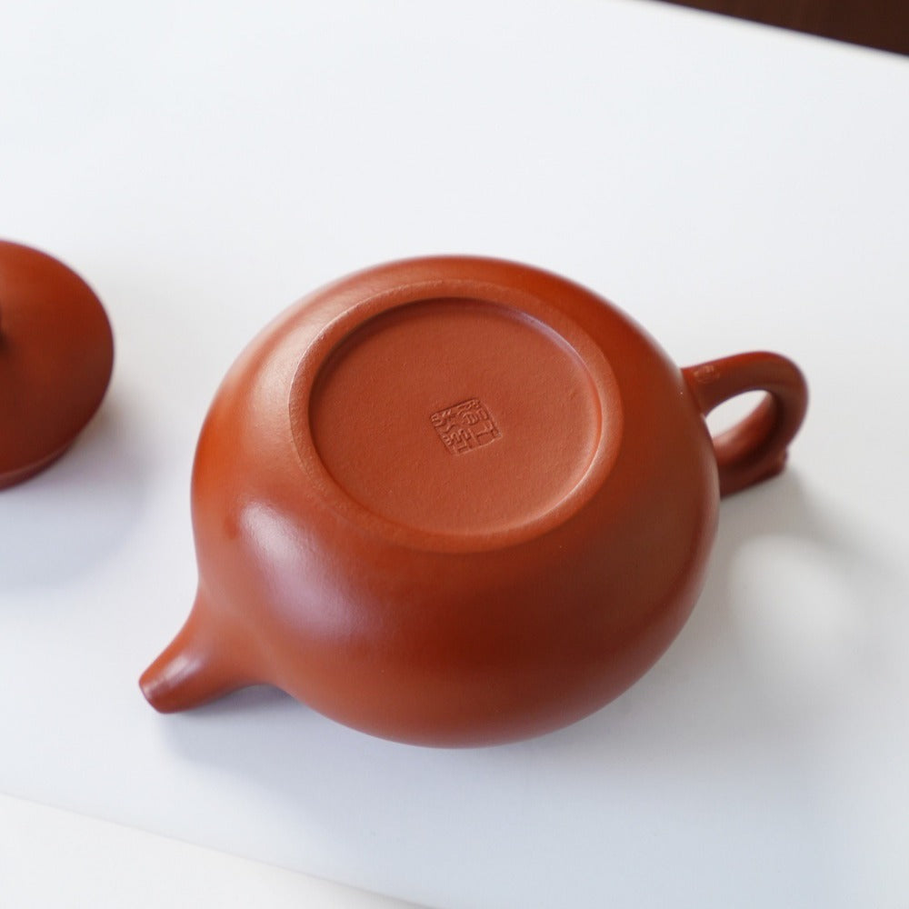 Théière Yixing Zisha entièrement faite à la main [Pot Yu Ru] (Xiao Meiyao Zhu Ni - 210 ml)