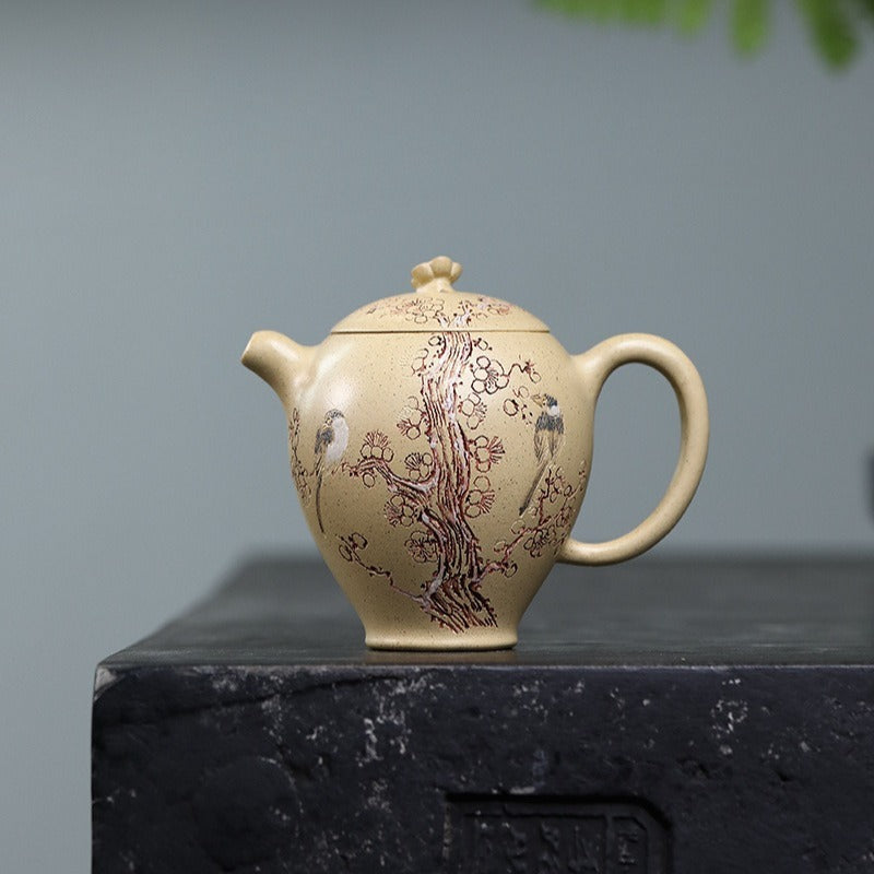 全手工宜兴紫砂茶壶 [踏雪寻梅] (本山绿泥 - 150ml)