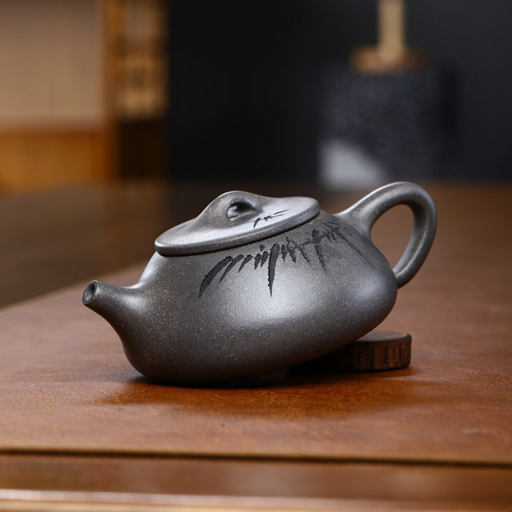 Yixing Zisha Teapot [Bamboo Jingzhou Shi Piao] | 宜兴紫砂壶 原矿青灰段泥 [竹叶景州石瓢]