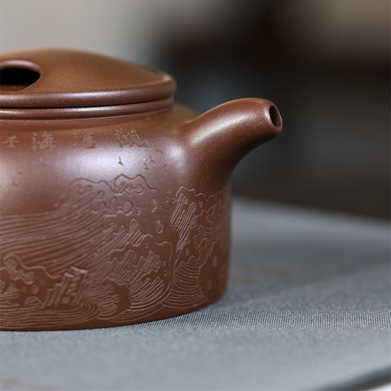 Full Handmade Yixing Zisha Teapot [Niu Gai Lianzi Pot] (Zi Ni - 230ml)