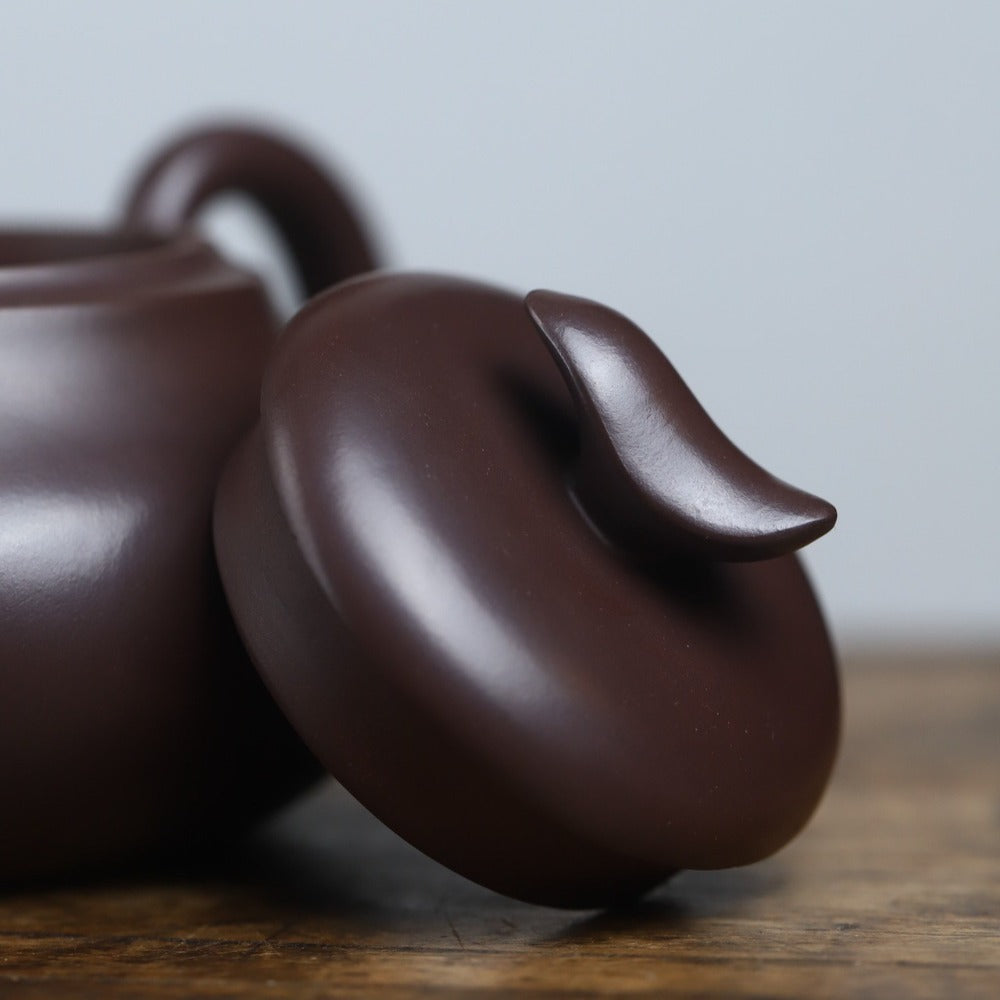 全手工宜兴紫砂茶壶 [飞跃壶] (老紫泥 - 320ml)