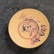 Load image into Gallery viewer, Handmade Yixing Purple Clay Gaiwan [Spring of Jiangnan] | 手工宜兴紫砂盖碗 原矿黄金段泥 手工刻绘 [江南春朝]
