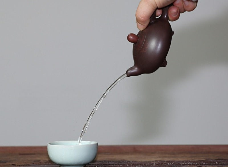 Full Handmade Yixing Zisha Teapot [Squirrel Pot] (Lao Zi Ni - 120/150ml)