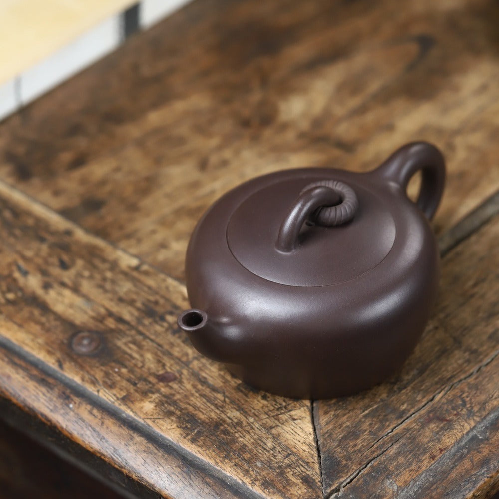 全手工宜兴紫砂茶壶 [单环扁圆壶] (老紫泥 - 200ml)