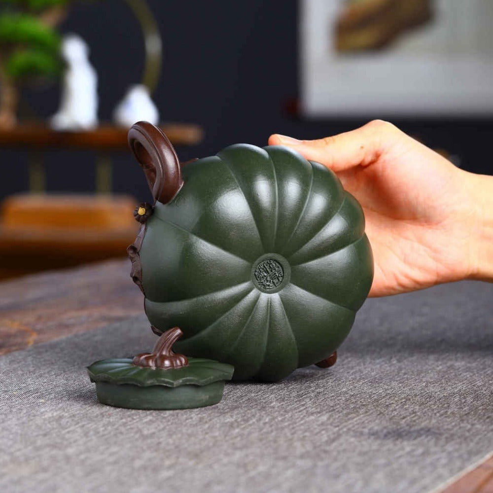Full Handmade Yixing Zisha Teapot [Bi-color Pumpkin Pot] (Lu Ni/Hong Ni - 380ml)