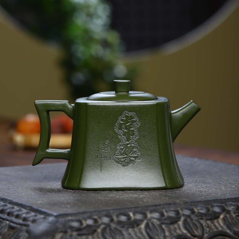 Full Handmade Yixing Zisha Teapot [Zhizu Changle] (Douqing Sha - 260ml)