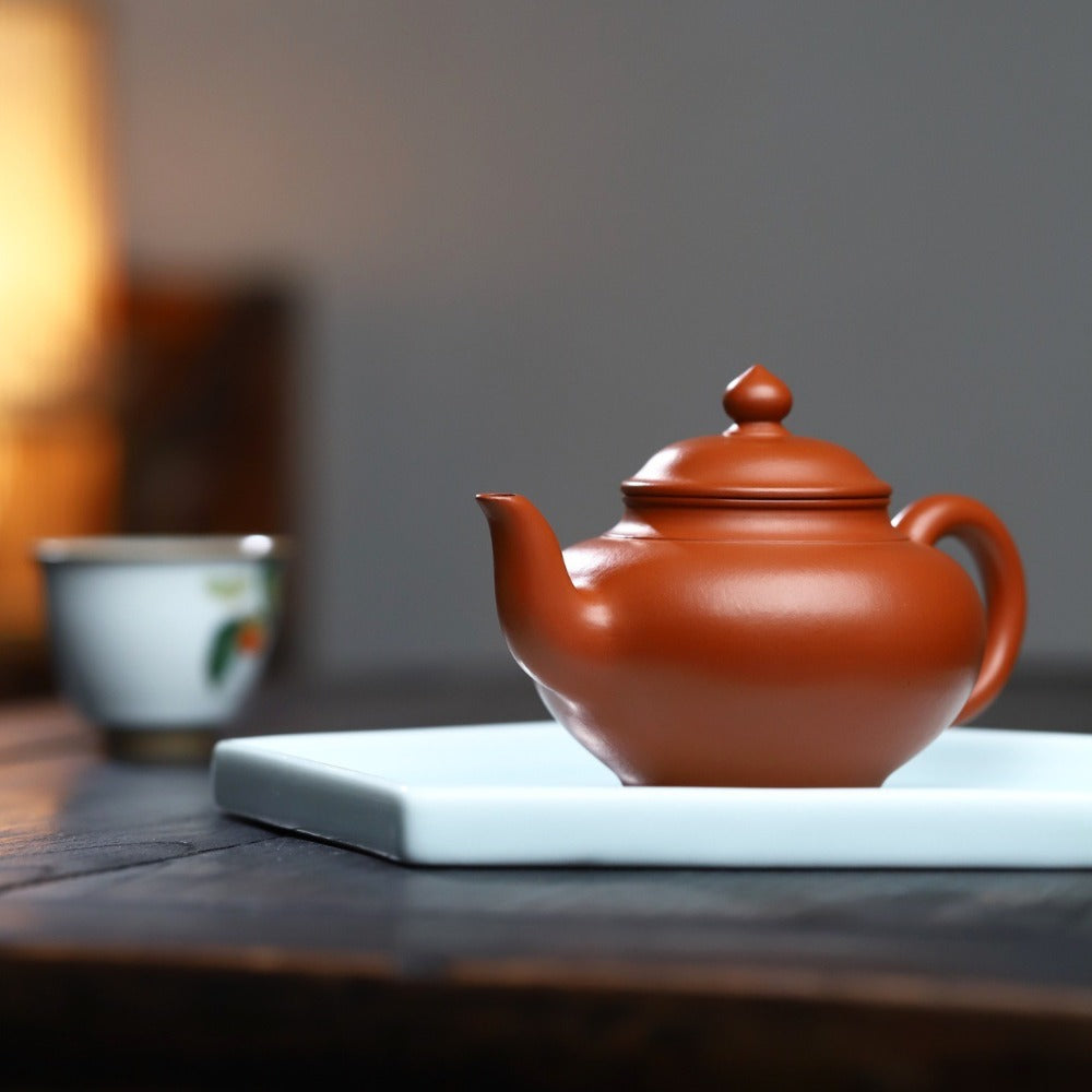Vollständig handgefertigte Yixing Zisha Teekanne [Xiao Ying Pot] (Zhao Zhuang Zhu Ni- 240ml)