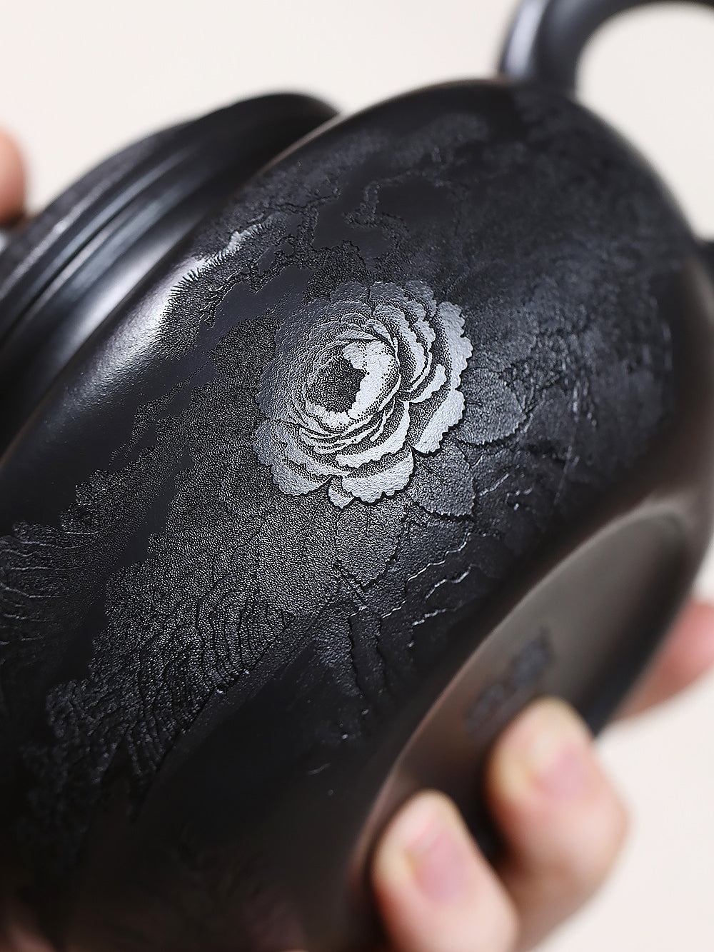 Yixing Zisha Teapot [Shanshui Fanggu] (Shi Huang - 400ml)