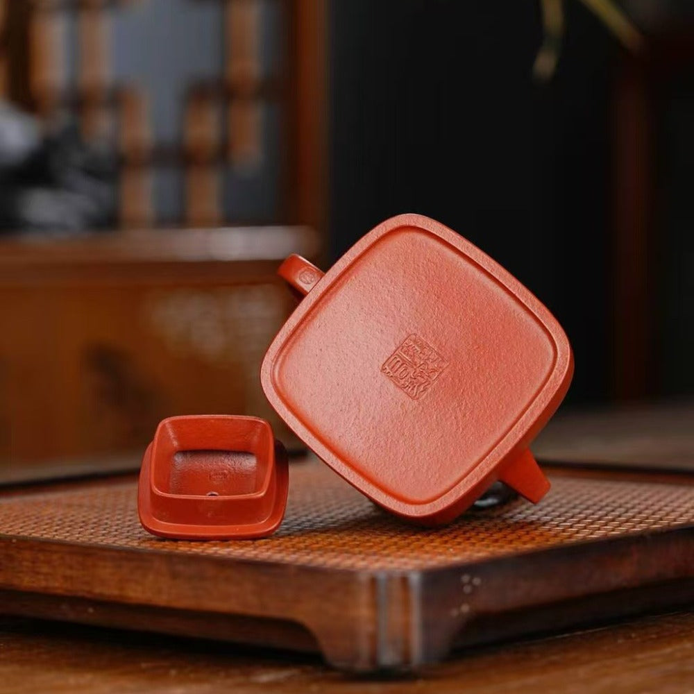 Full Handmade Yixing Zisha Teapot [Tan Ran Pot] (Zhu Ni - 150ml)