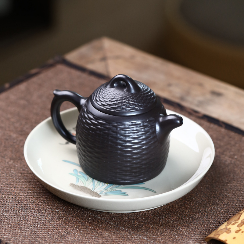 Yixing Zisha Teapot [Bamboo Weaving Qin Quan 竹编秦权] (Hei Ni - 260ml)