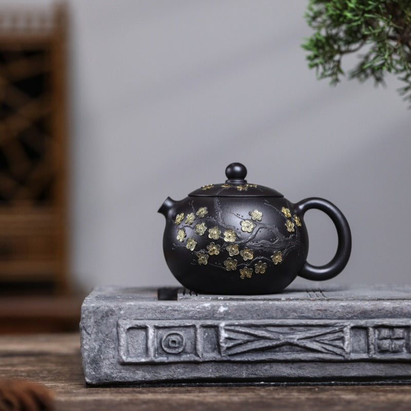 Yixing Zisha Teapot [Plum Blossom Xishi] (Shi Huang - 270ml)