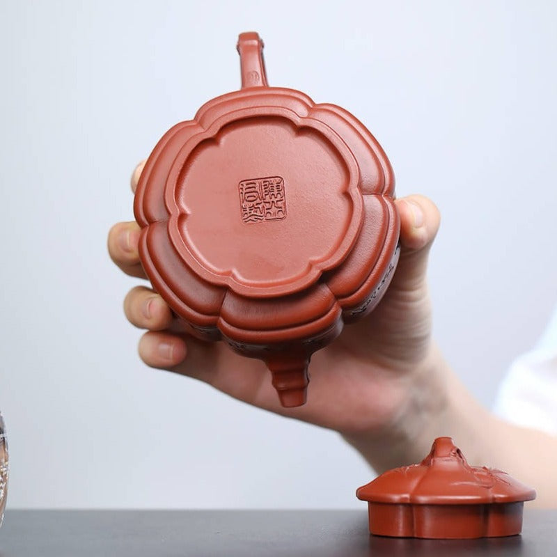Full Handmade Yixing Zisha Teapot [Zhu Gu Pot] (Zhu Ni - 230ml)