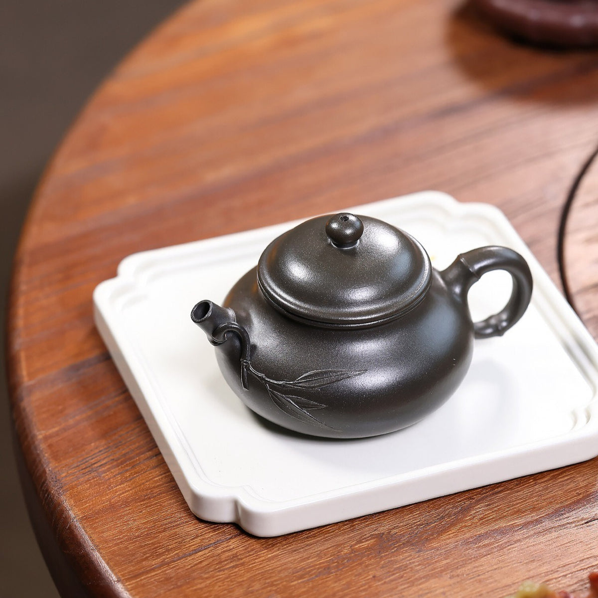 Yixing Zisha Teapot [Bamboo Leaf Rong Tian] (Reduction-fired Zhu Ni - 220ml)