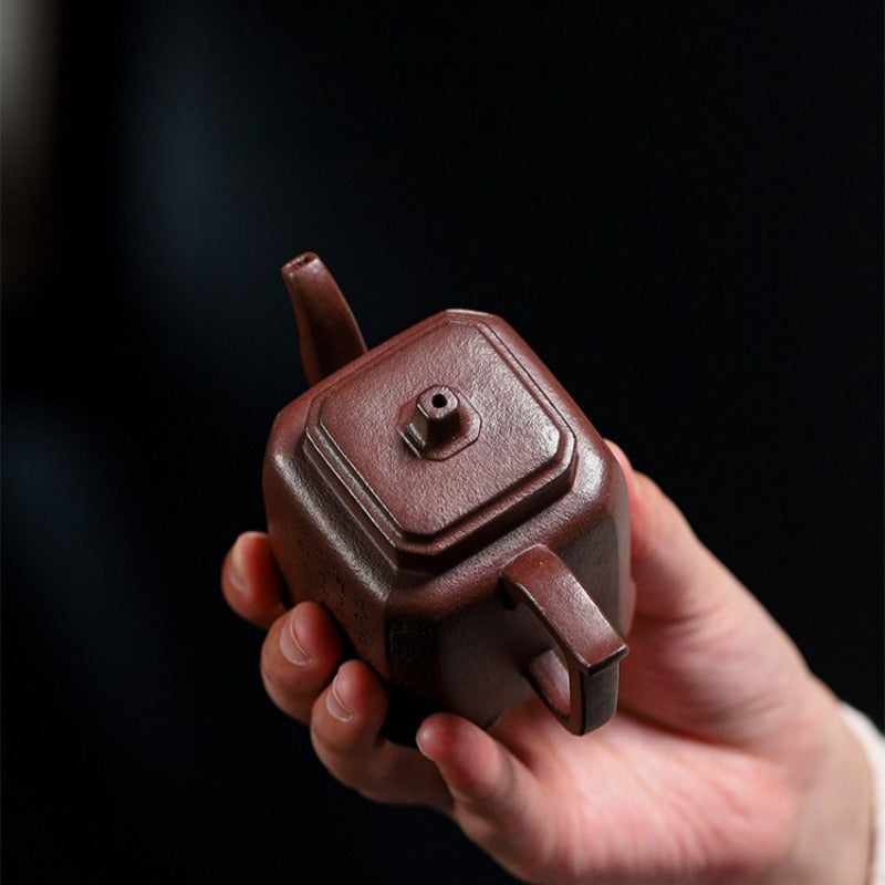 Tetera Yixing Zisha completamente hecha a mano [Zui Huanghun] (Di Cao Qing - 150 ml)