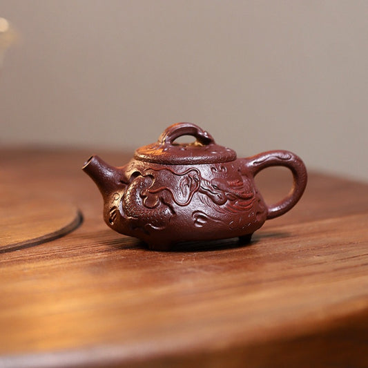 Yixing Zisha Teapot [Dragon Gong Chun Shi Piao] (Zi Ni Firewood Firing - 150ml)