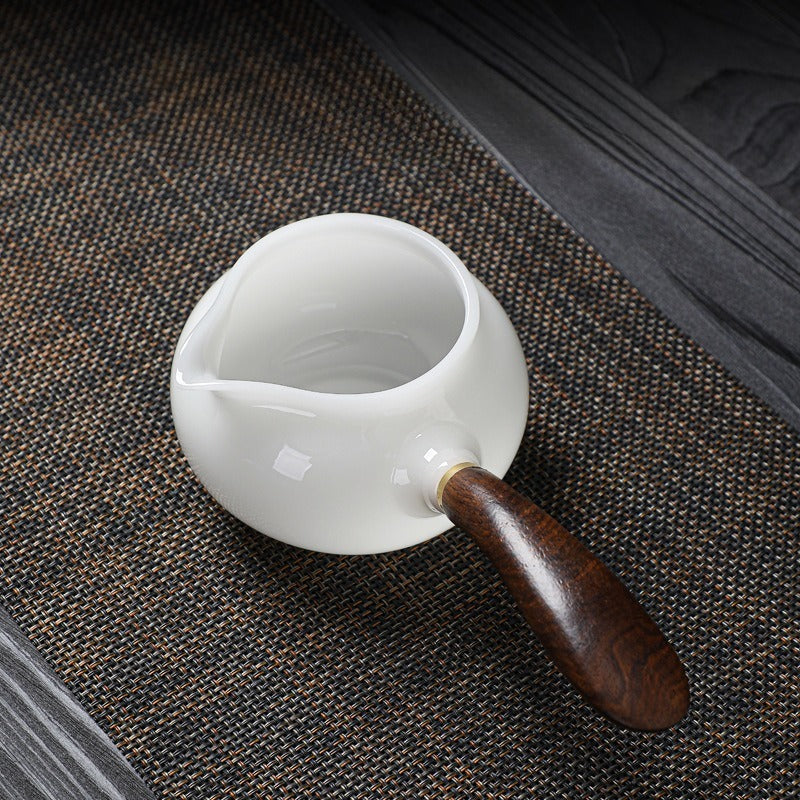 Eisjade-Weißporzellan glasierter Fair Cup mit Griff 200-250ml