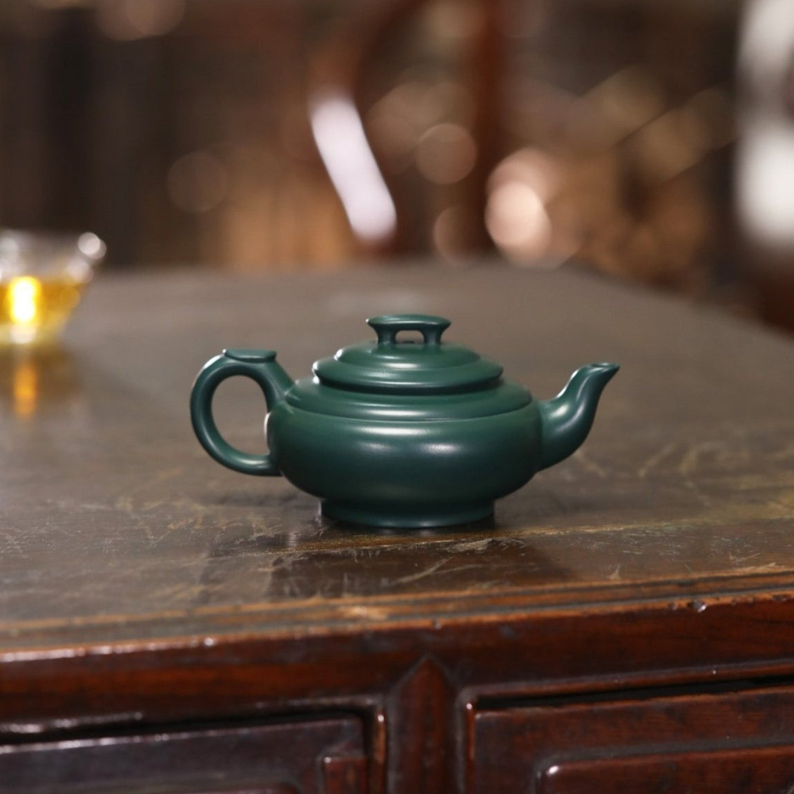 Full Handmade Yixing Zisha Teapot [Shang Xin Qiao Pot] (Mingguo Lu Ni- 210ml)