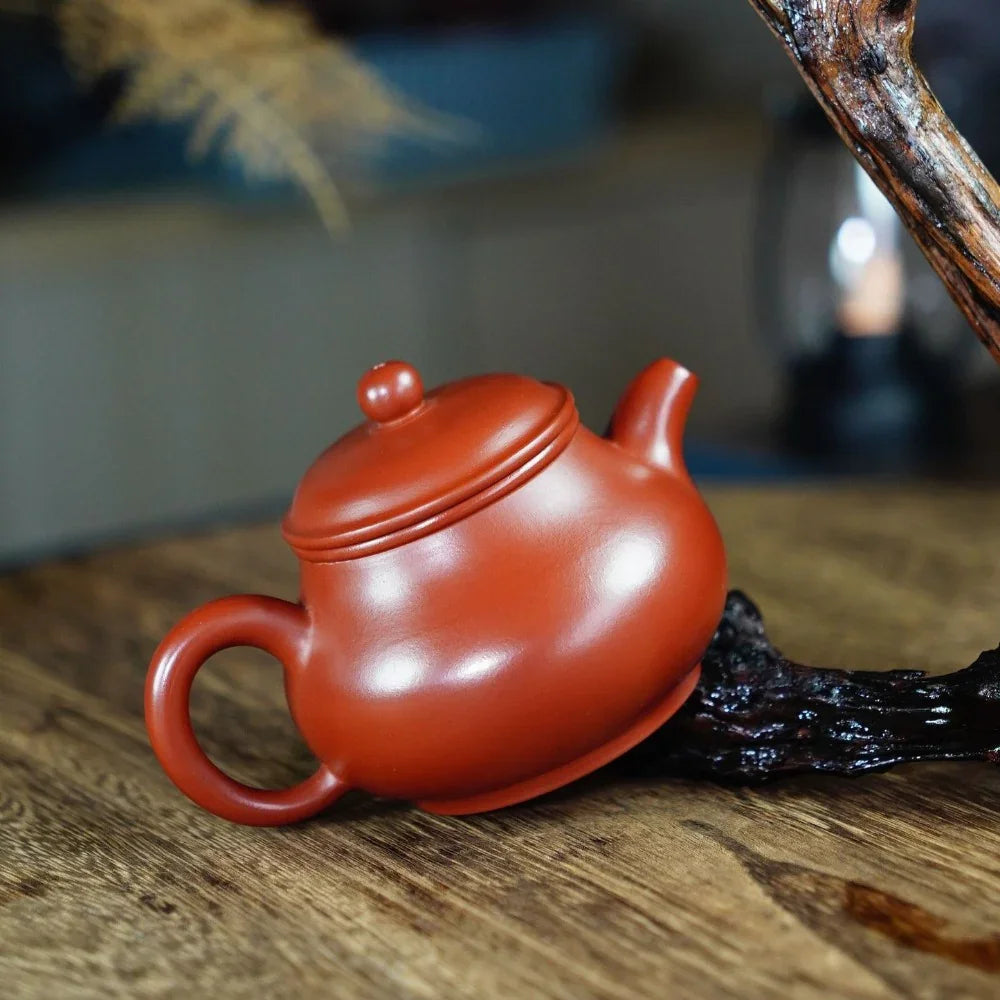 Teko Yixing Zisha yang Halus [Gao Pan Pot] (Dahongpao - 200ml)