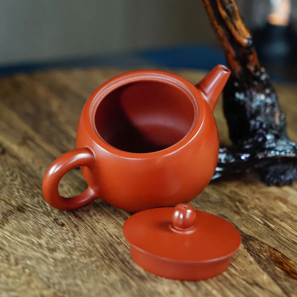 Teko Yixing Zisha yang Halus [Qingyun Pot] (Dahongpao - 230ml)