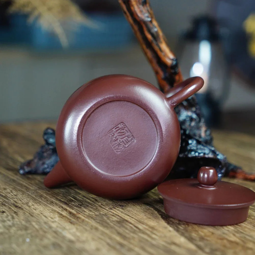 Teko Yixing Zisha yang Halus [Qingyun Pot] (Zi Ni - 230ml)