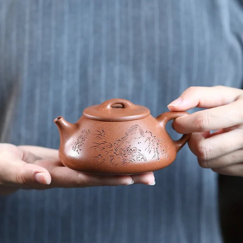 exquisite-yixing-zisha-teapot-yi-qing-shi-piao-jiang-po-ni-190ml-yiqin-tea-house-yiqinteahouse-com-8 - YIQIN TEA HOUSE 一沁茶舍 yiqinteahouse.com