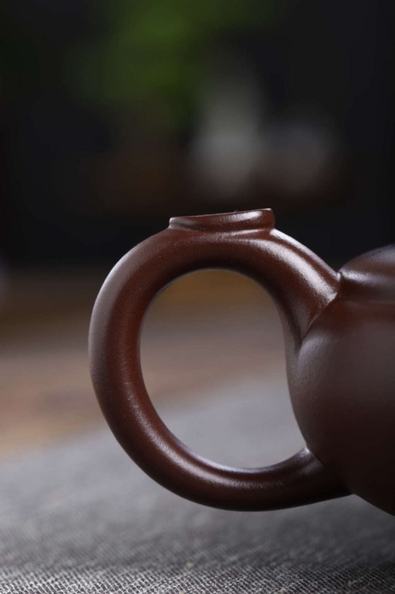 Vollständig handgefertigte Yixing-Zisha-Teekanne [Shang Xin Qiao Pot] (Shi Hong - 370 ml)