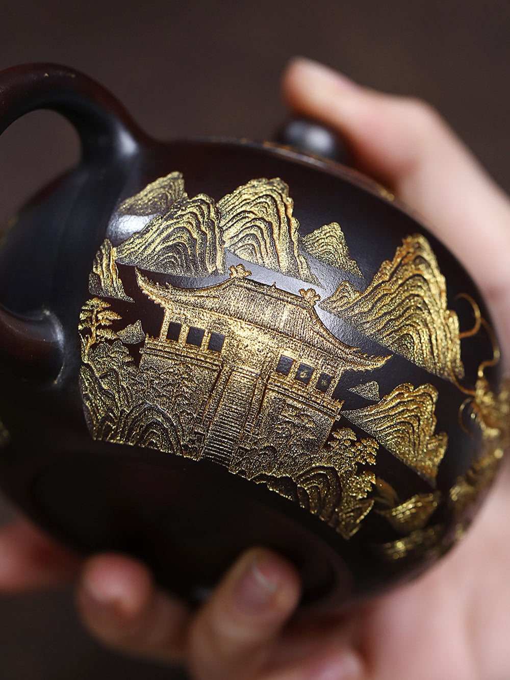 Théière Yixing Zisha [Dragon doré Xishi] (Gu Hong Ni - 300 ml)