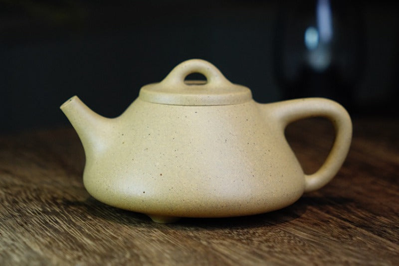 Théière Yixing Zisha entièrement faite à la main [Pot Ziye Shi Piao] (Bensan Lu Ni - 260 ml)