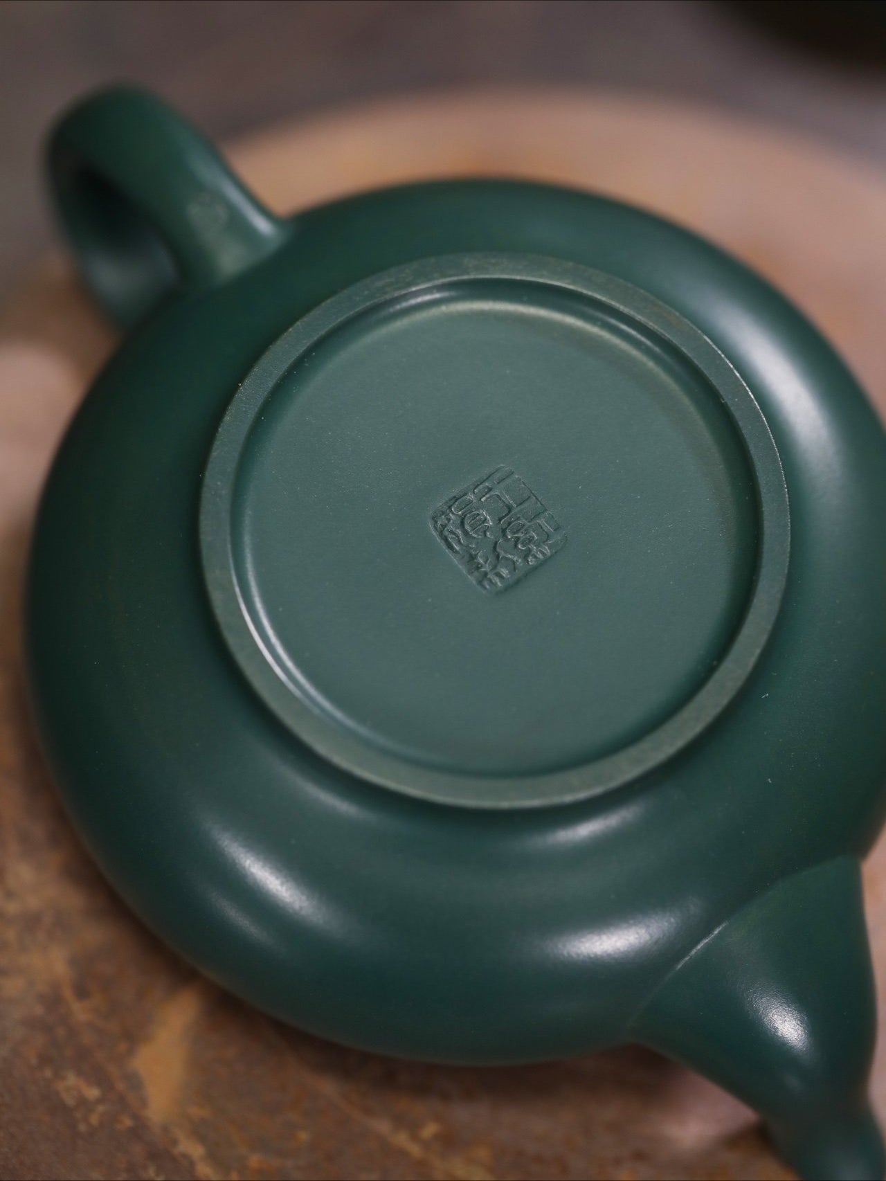 Full Handmade Yixing Zisha Teapot [Shang Xin Qiao Pot] (Mingguo Lu Ni- 210ml)