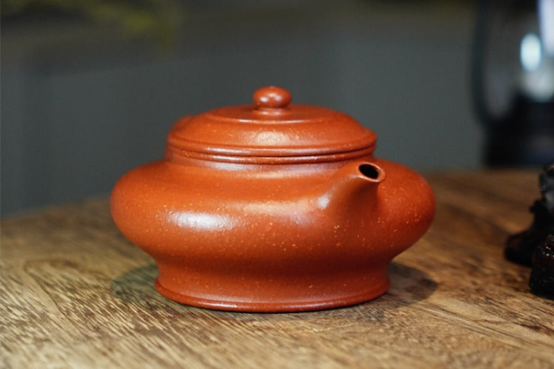 Full Handmade Yixing Zisha Teapot [Xu Bian Pot] (Jiang Po Ni - 210ml)