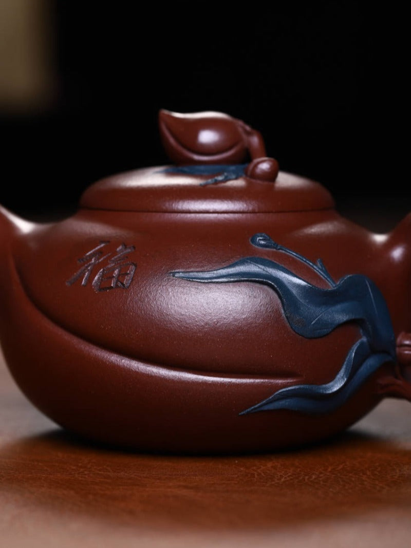 Tetera Yixing Zisha hecha a mano [Shou Tao Pot] (Di Cao Qing - 310 ml)