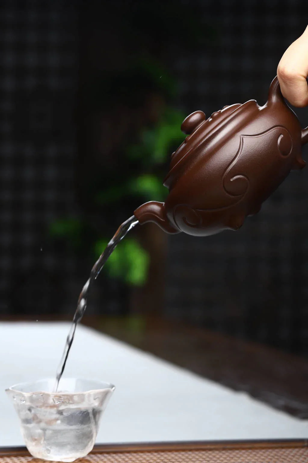 full-handmade-yixing-zisha-teapot-3-legs-ruyi-pot-shi-hong-230ml-yiqin-tea-house-yiqinteahouse-com-11 - YIQIN TEA HOUSE 一沁茶舍 yiqinteahouse.com