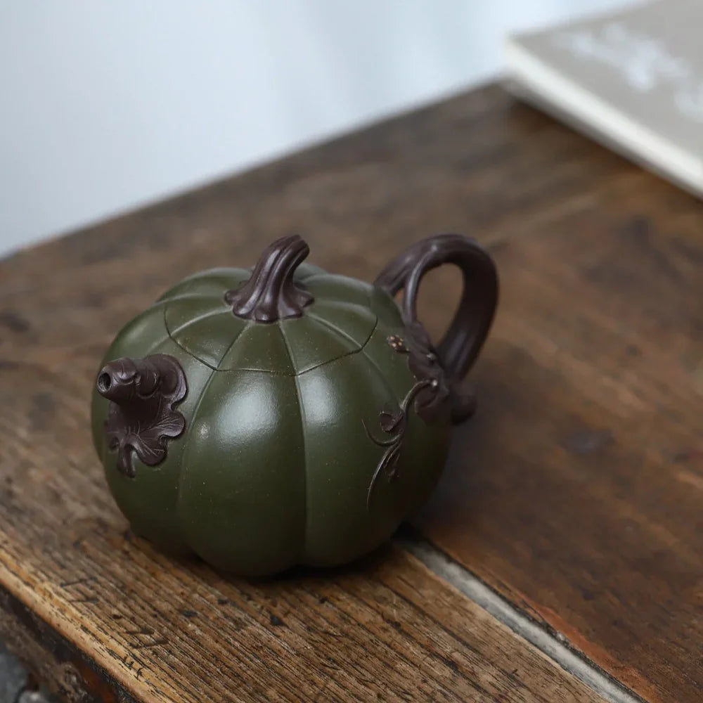 Teko Zisha Yixing Buatan Tangan Sepenuhnya [Periuk Labu Dwi-warna] (Lu Ni/Zi Ni - 260ml)