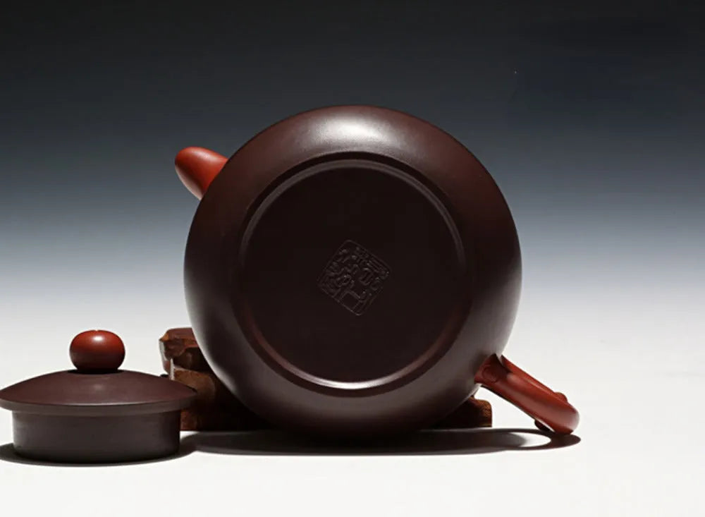 Full Handmade Yixing Zisha Teapot [Bi-color Yuri Pot] (Zi NI/Hong Ni - 200ml) - YIQIN TEA HOUSE | yiqinteahouse.com | 200-300ml, full handmade zisha teapot, new arrival, teapot, teaware