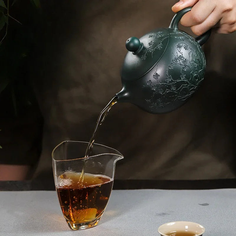 Teko Zisha Yixing Buatan Tangan Sepenuhnya [Big Plum Blossom Xishi Pot] (Feicui Lu Ni - 470ml)