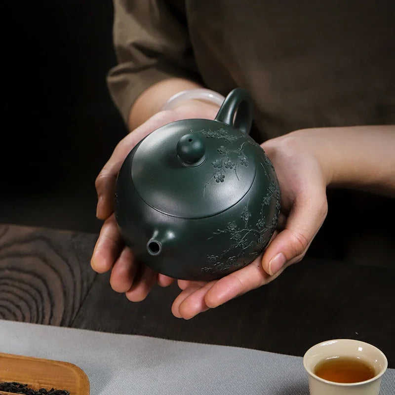 Teko Zisha Yixing Buatan Tangan Sepenuhnya [Big Plum Blossom Xishi Pot] (Feicui Lu Ni - 470ml)