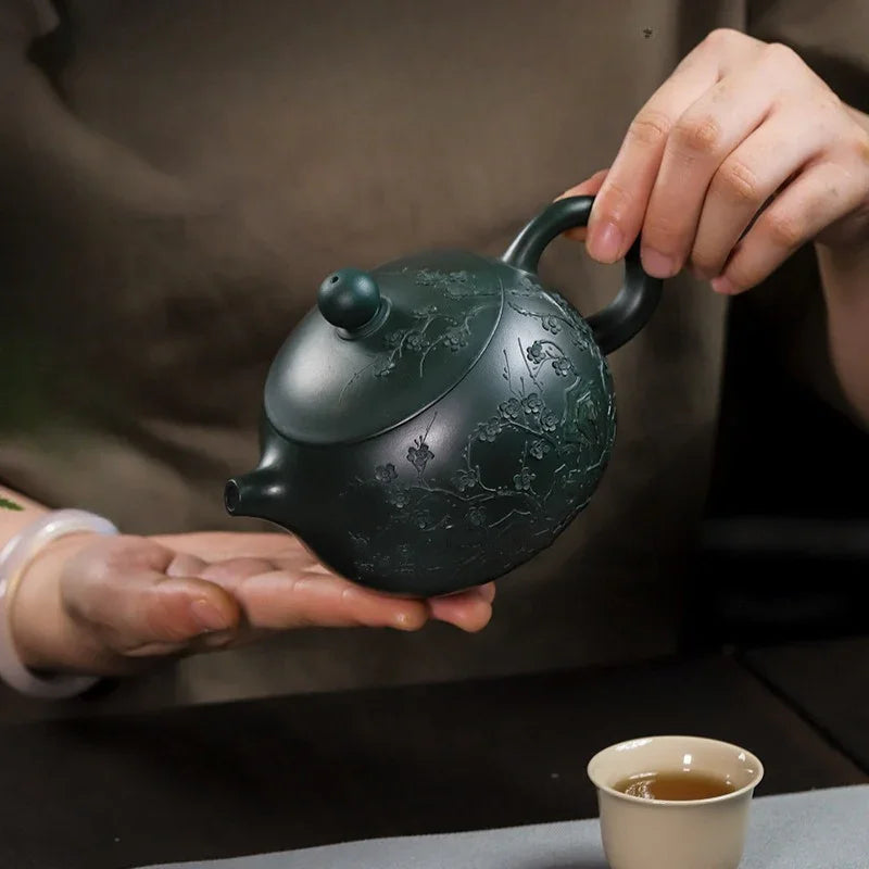 Teko Zisha Yixing Buatan Tangan Sepenuhnya [Big Plum Blossom Xishi Pot] (Feicui Lu Ni - 470ml)