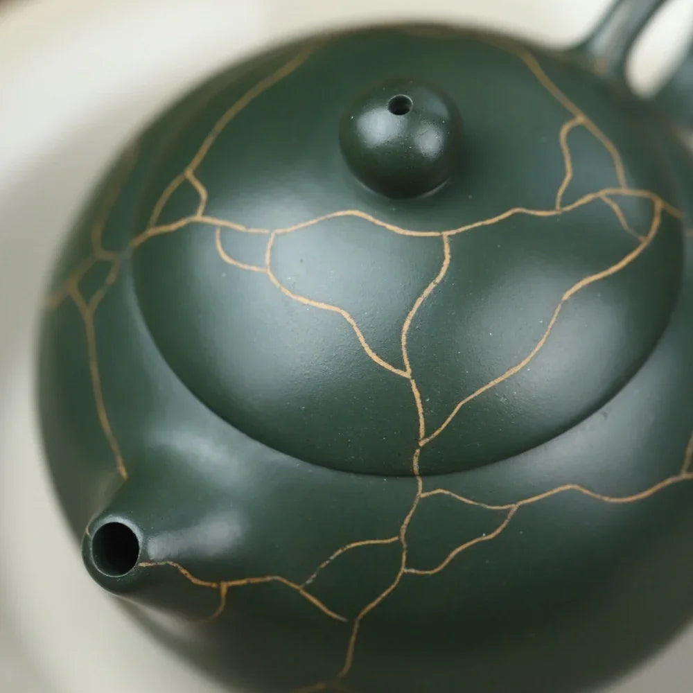 Full Handmade Yixing Zisha Teapot [Bing Wen Wendan Pot] (Minguo Lu Ni- 210ml)
