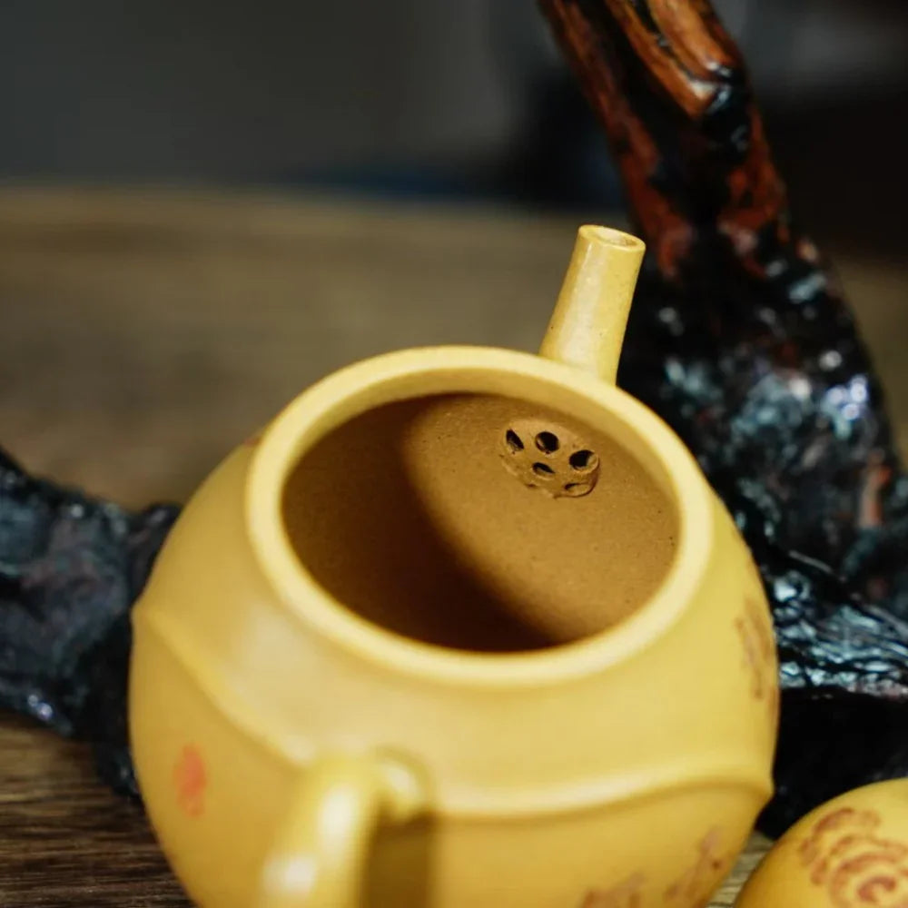 Teko Yixing Zisha Buatan Tangan Sepenuhnya [Buddha Belly Pot] (Huangjin Duan Ni - 160ml)