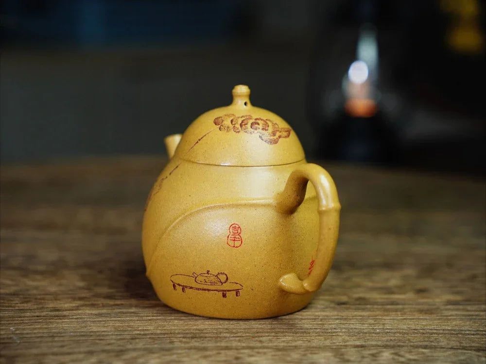 Teko Yixing Zisha Buatan Tangan Sepenuhnya [Buddha Belly Pot] (Huangjin Duan Ni - 160ml)