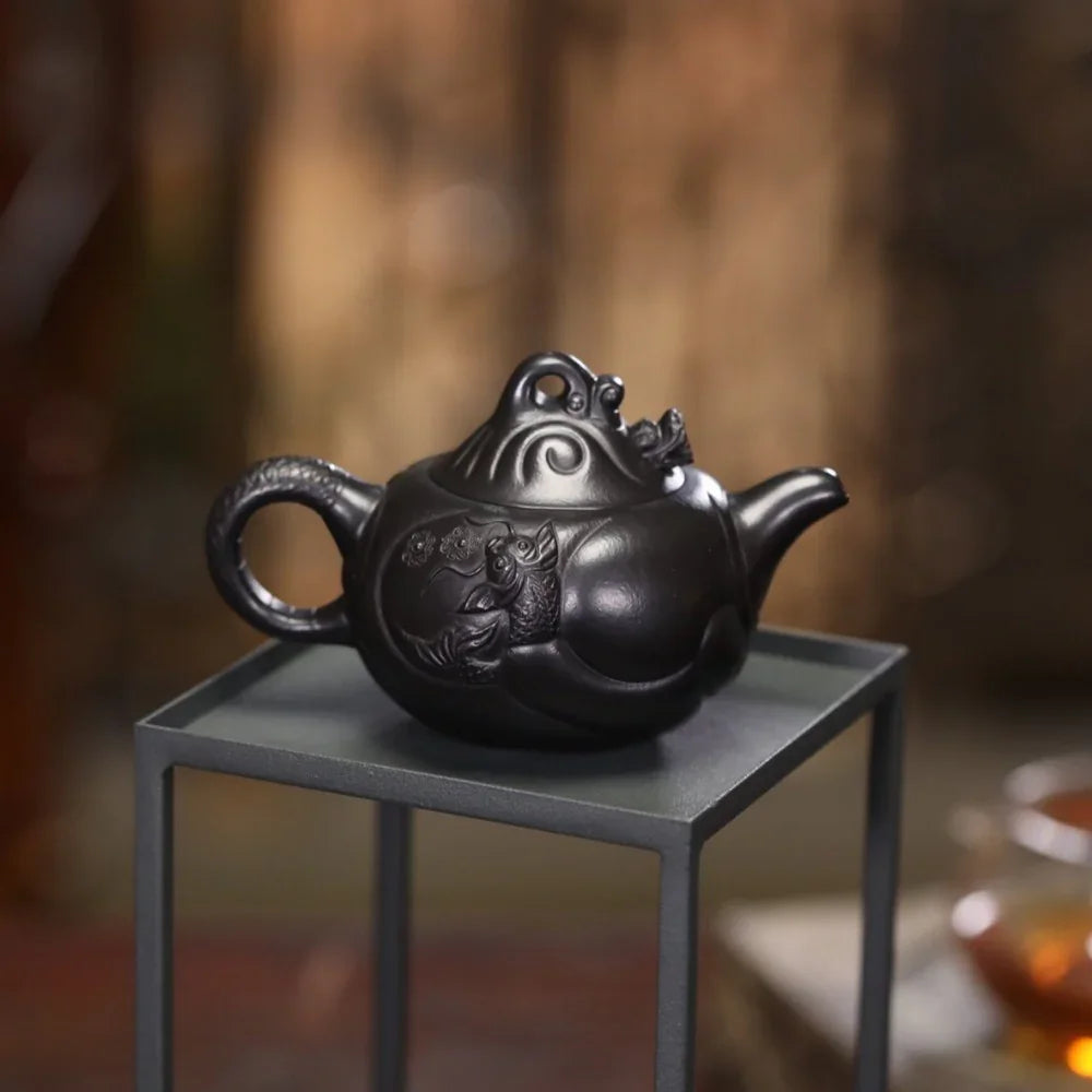 Teko Zisha Yixing Buatan Tangan Sepenuhnya [Carp Dragon Pot] (Hei Ni - 170ml)