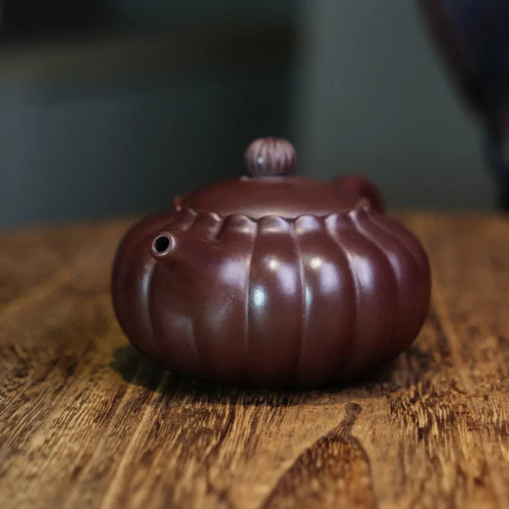 Teko Zisha Yixing Buatan Tangan Sepenuhnya [Chrysanthemum Bud Pot] (Lao Zi Ni - 170ml)