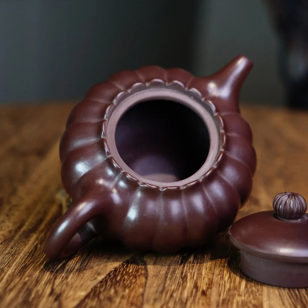 Teko Zisha Yixing Buatan Tangan Sepenuhnya [Chrysanthemum Bud Pot] (Lao Zi Ni - 170ml)