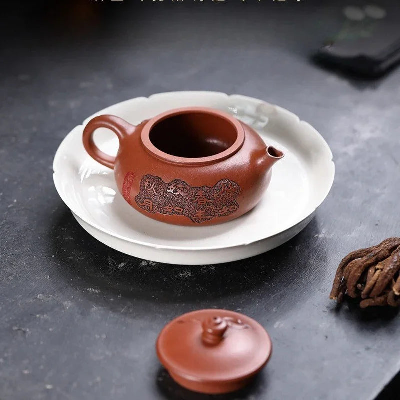 Teko Zisha Yixing Buatan Tangan Sepenuhnya [Chun Hua] (Zhu Sha Zhu Ni - 180ml)